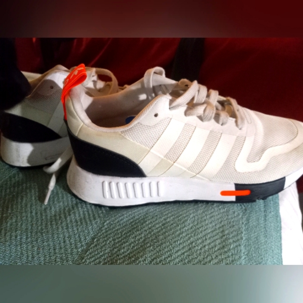 Adidas multix unisex sneakers